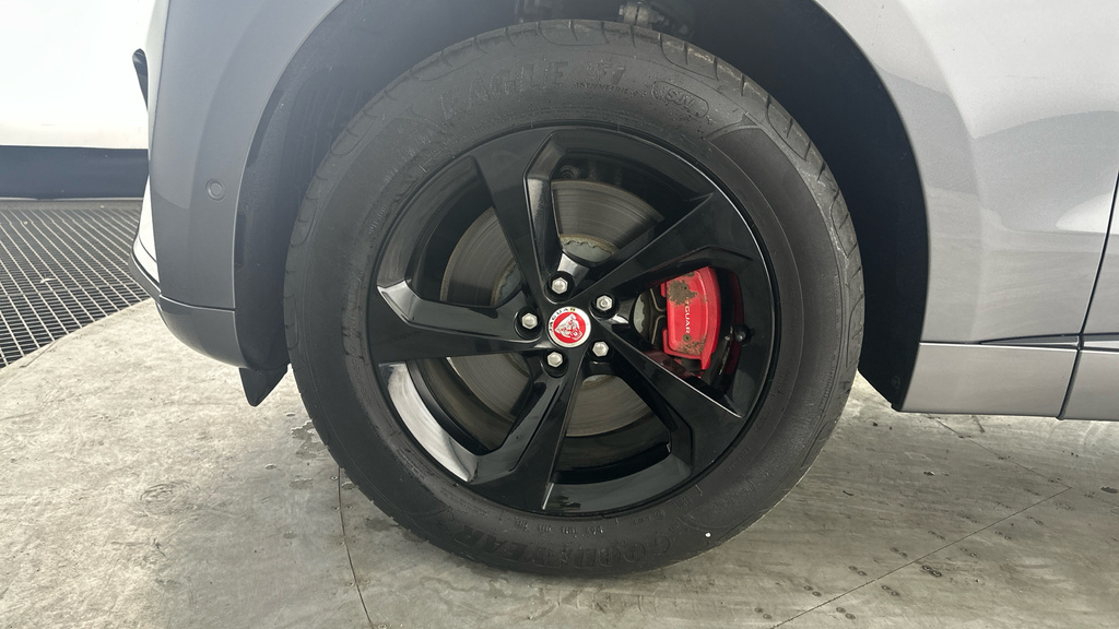 Jaguar F-Pace R-dynamic S Grey #22