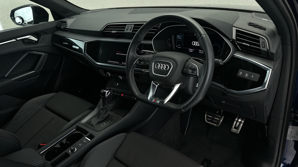 Audi Q3 Diesel Blue #11