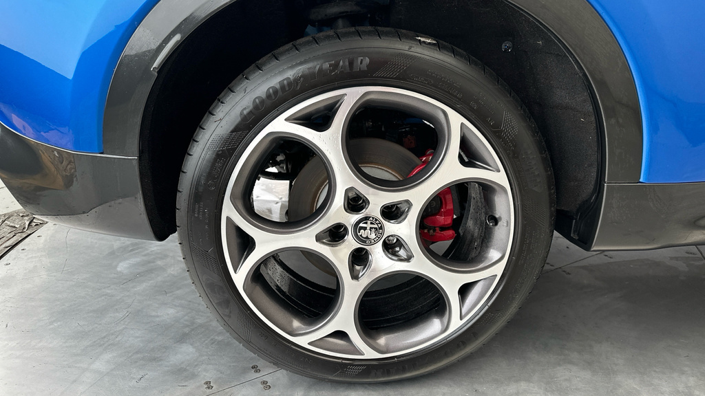 Alfa Romeo Tonale Ti Green #26