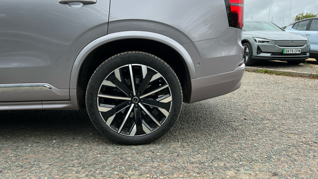 Volvo XC90 Ultra Blue #23