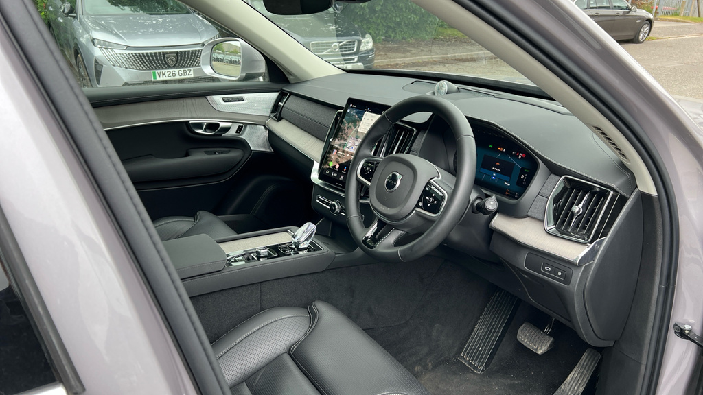 Volvo XC90 Ultra Blue #9