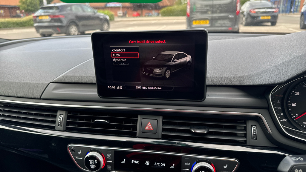 Audi A4 2.0 Tdi Black Edition Tech Pack White #36