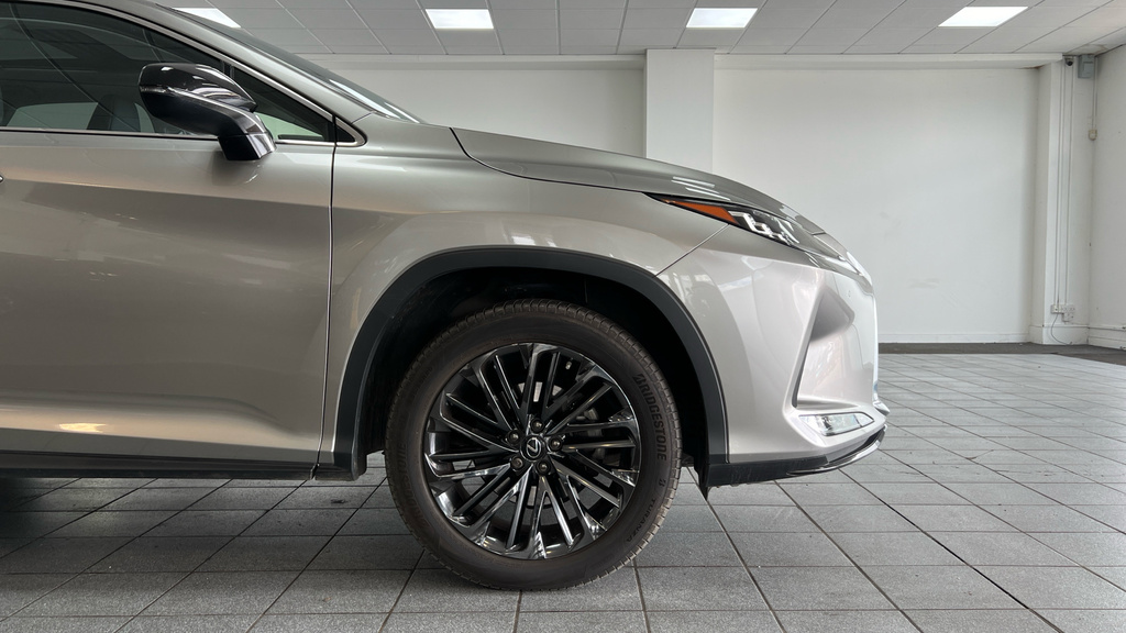 Lexus RX 450H L V6 White #32