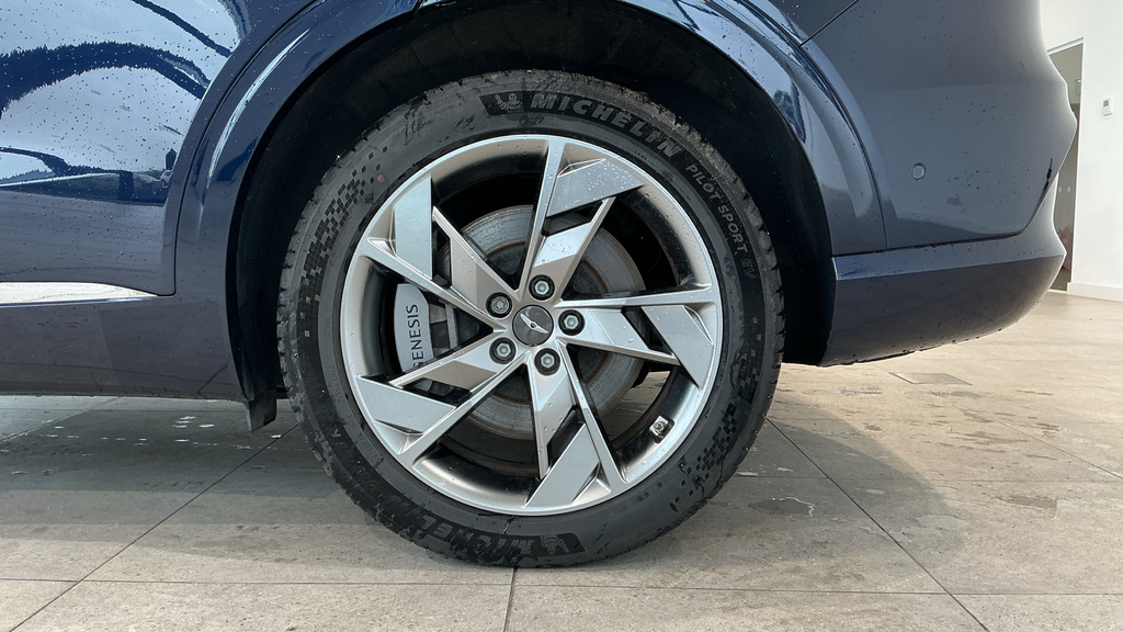 Genesis GV70 2.2D 201Ps Luxury Innovation Pack Grey #25