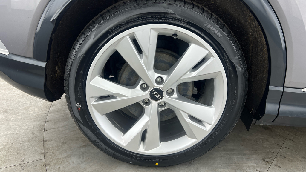 Audi Q4 E Tron S Line Black #28