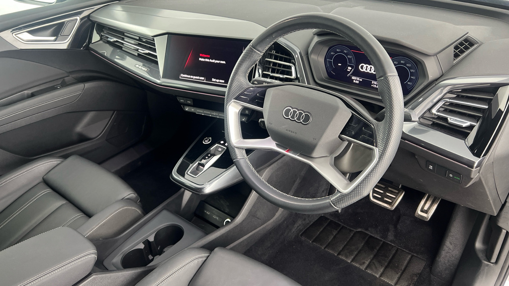 Audi Q4 E Tron S Line Black #9