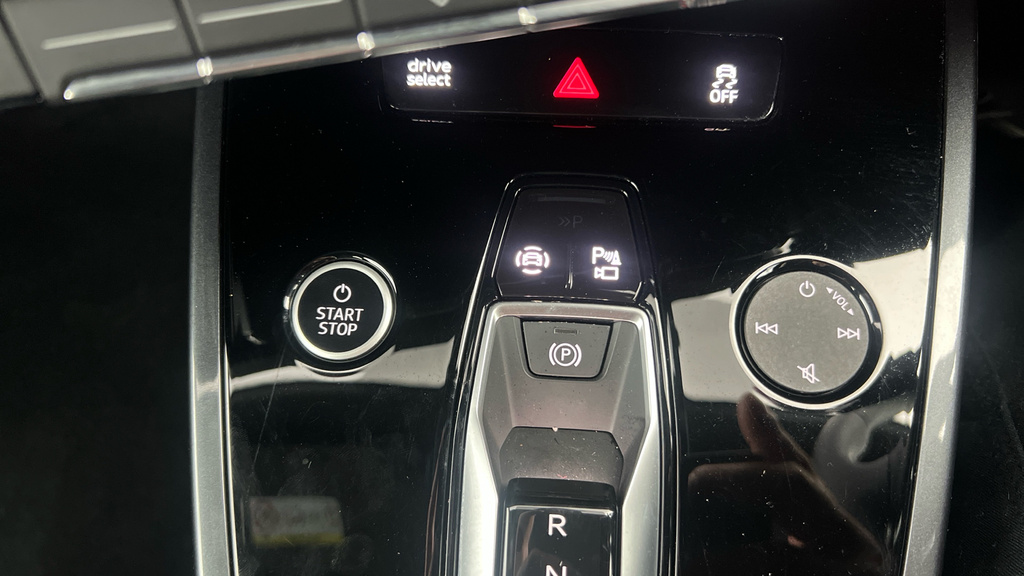Audi Q4 E Tron S Line Black #16