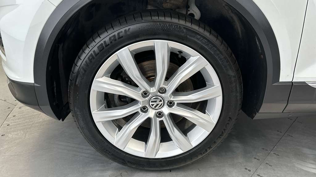 Volkswagen T-Roc Hatchback Silver #21