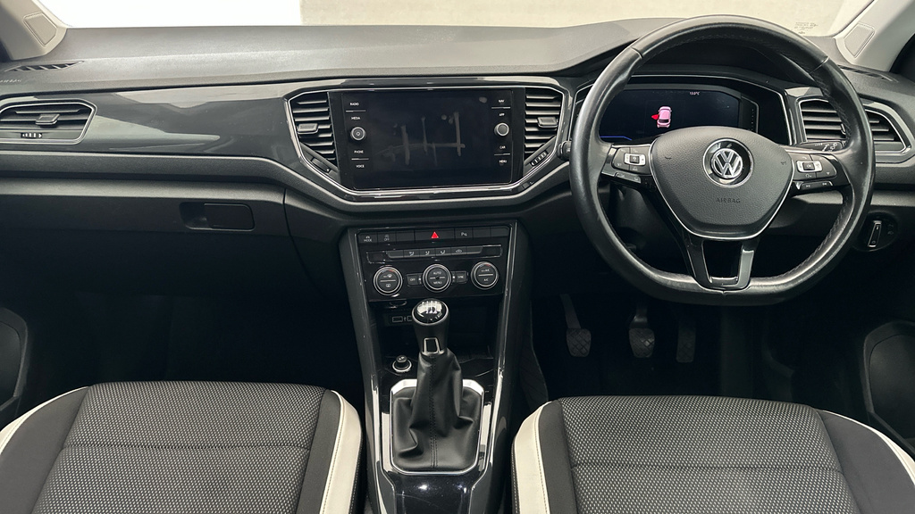 Volkswagen T-Roc Hatchback Silver #13