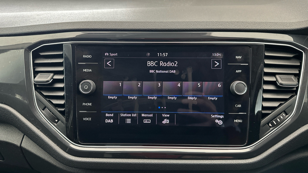 Volkswagen T-Roc Hatchback Silver #14