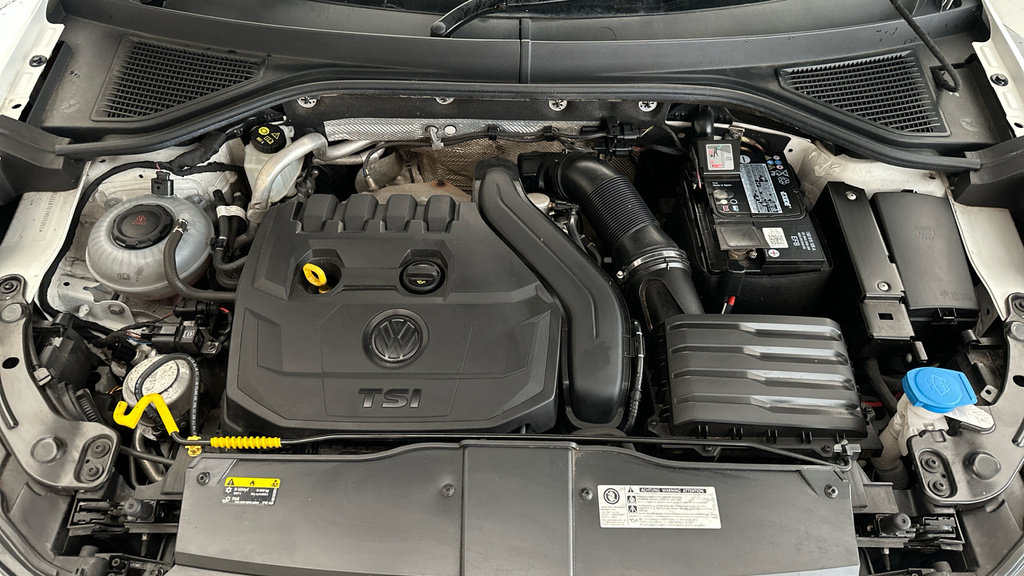 Volkswagen T-Roc Hatchback Silver #20