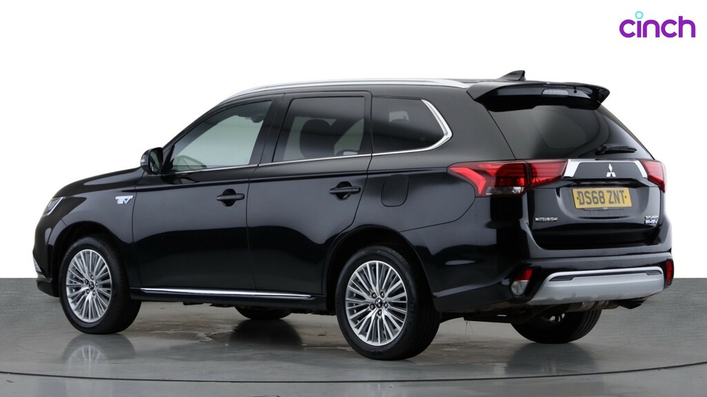 Mitsubishi Outlander 4H White #9
