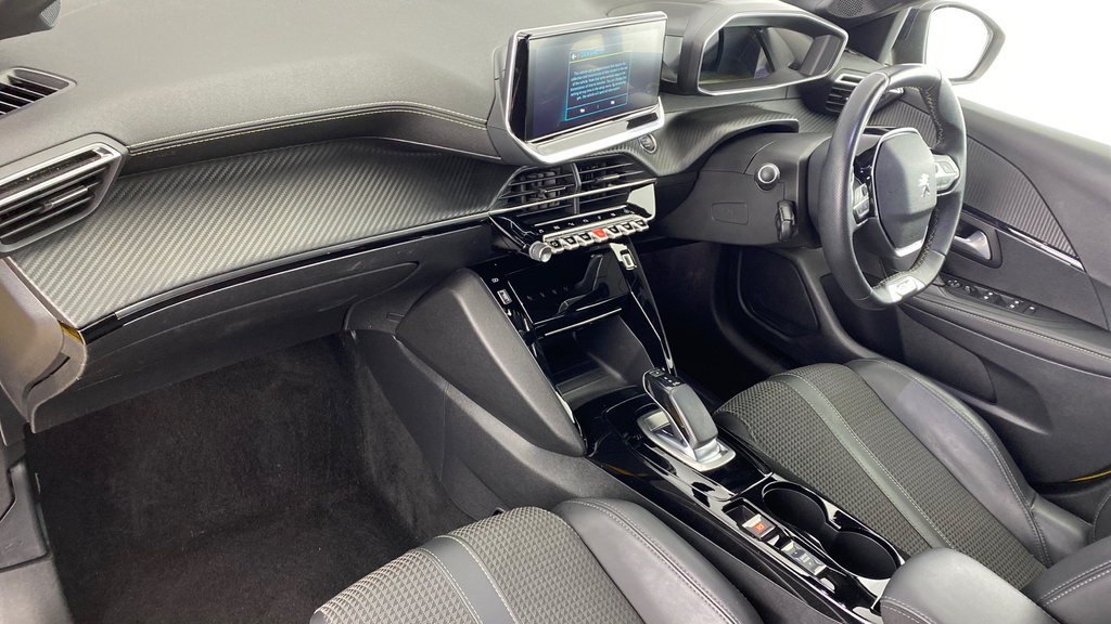 Peugeot e-208 Hatchback Black #17
