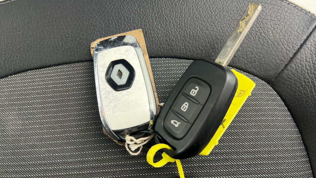 Renault Twingo Twingo Dynamique Sce Ss White #10
