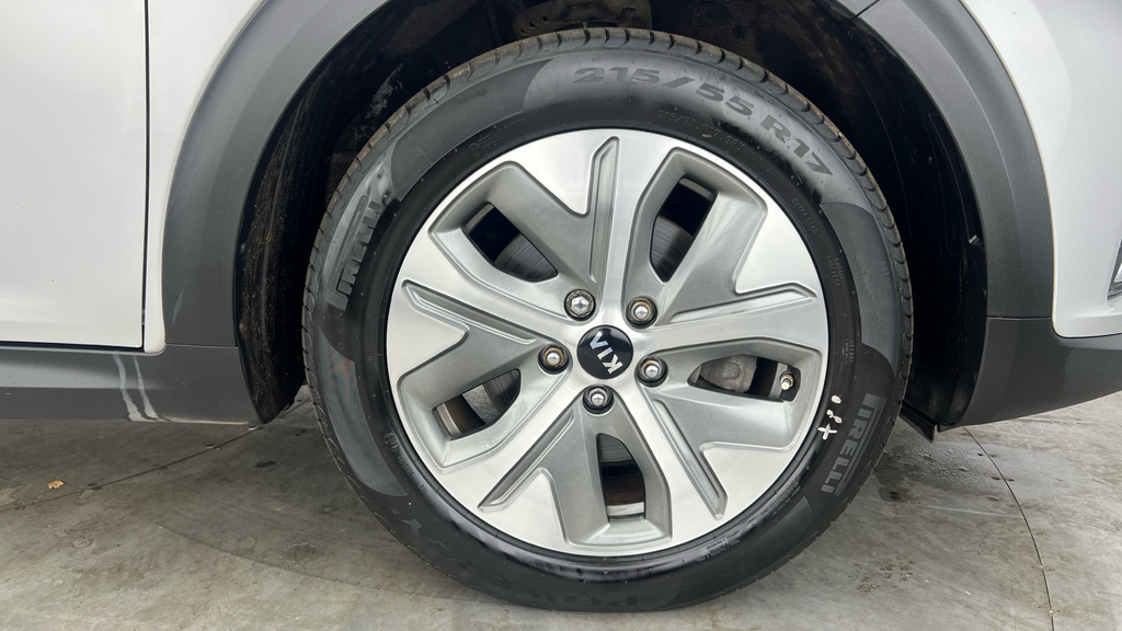 Kia e-Niro 3 Silver #33
