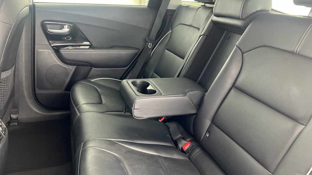 Kia e-Niro 3 Silver #27