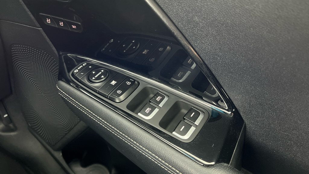 Kia e-Niro 3 Silver #23