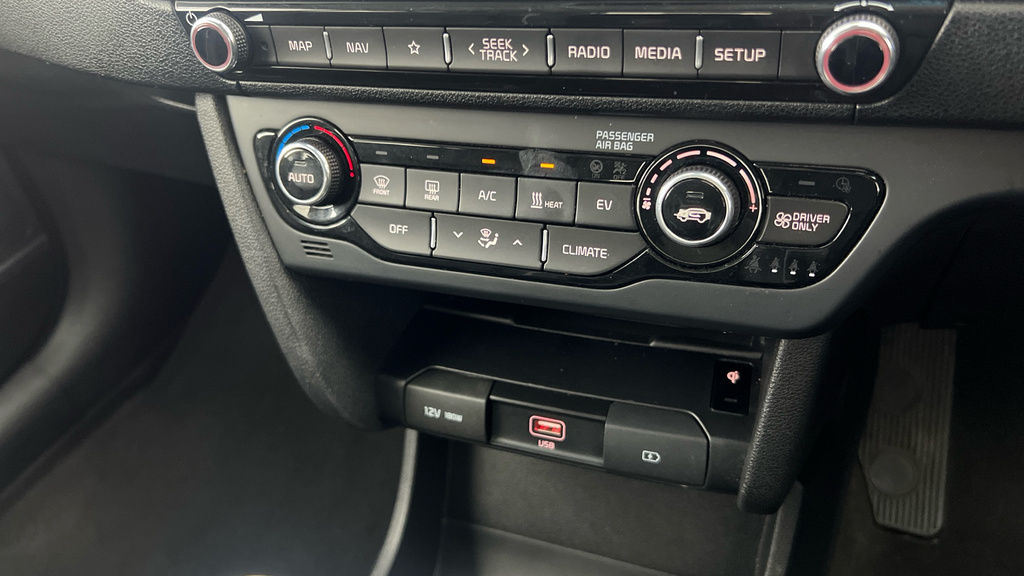 Kia e-Niro 3 Silver #13