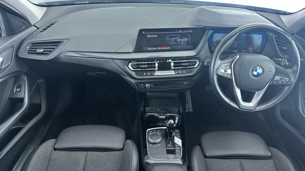 BMW 1 Series Sport White #11