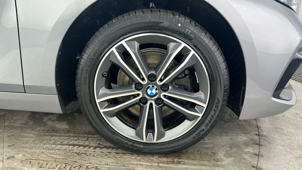 BMW 1 Series Sport White #27