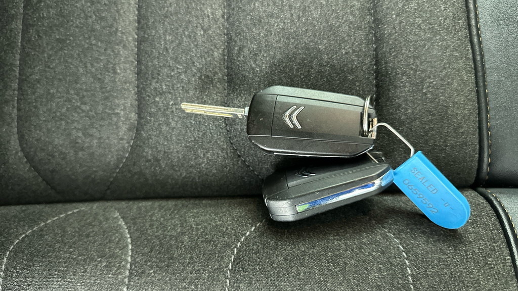 Citroen C3 C3 Shine Puretech Ss Blue #28