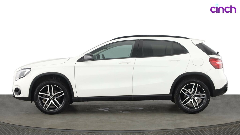 Mercedes-Benz GLA Class Gla 180 Amg Line Edition Black #6