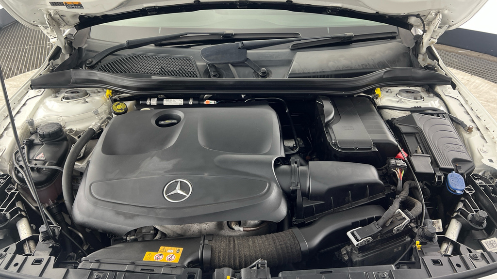 Mercedes-Benz GLA Class Gla 180 Amg Line Edition Black #23