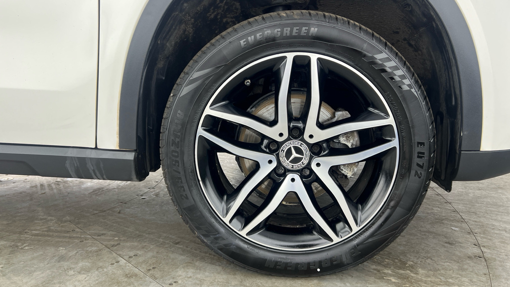 Mercedes-Benz GLA Class Gla 180 Amg Line Edition Black #27