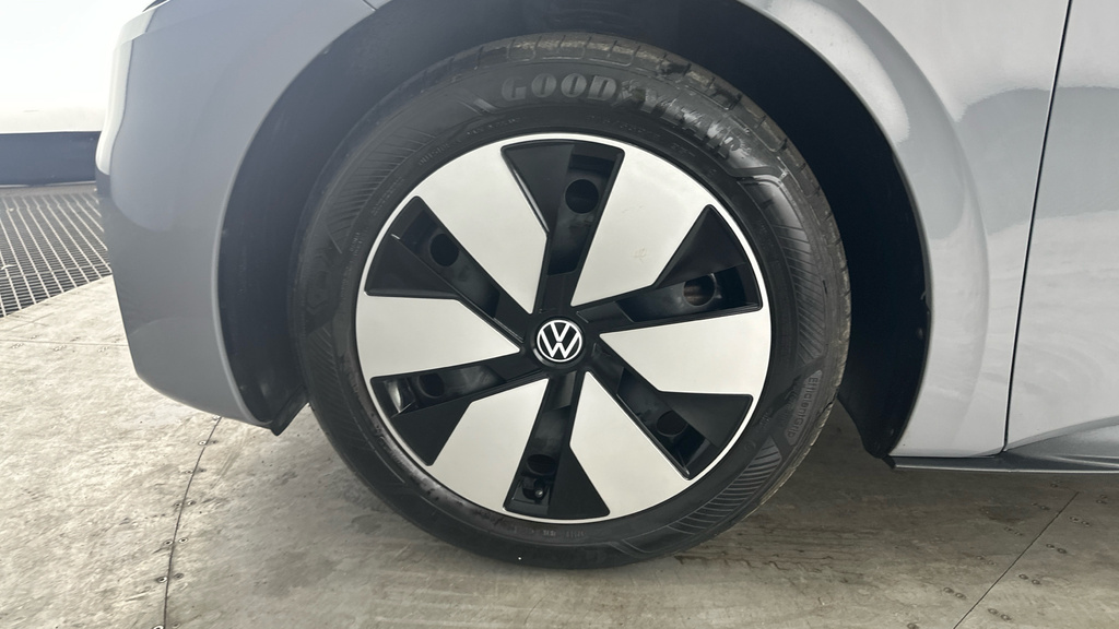 Volkswagen ID.3 Hatchback Silver #25