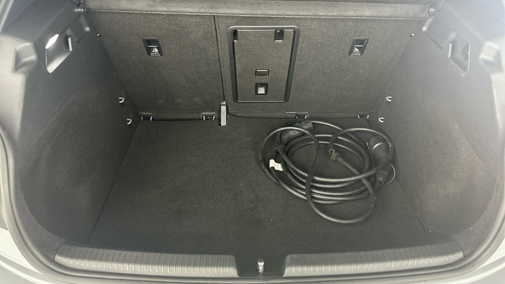 Volkswagen ID.3 Hatchback Silver #23