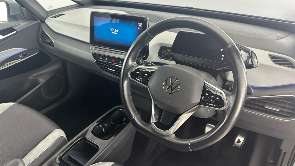 Volkswagen ID.3 Hatchback Silver #9