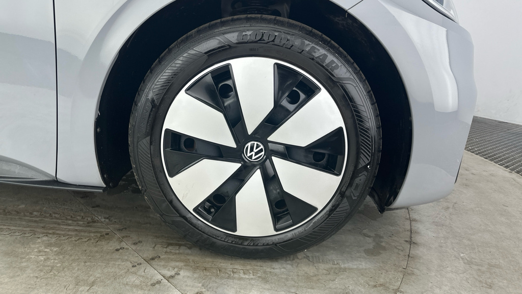 Volkswagen ID.3 Hatchback Silver #28