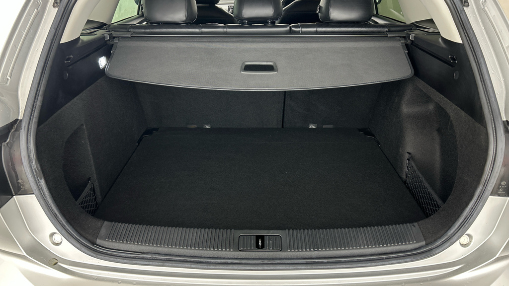 MG MG5 Ev Black #24