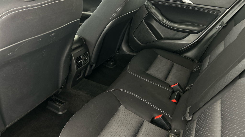 Infiniti QX30 Luxe Tech D Grey #21