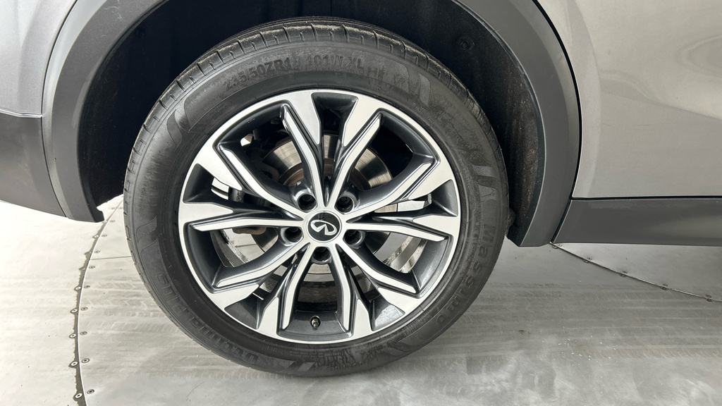 Infiniti QX30 Luxe Tech D Grey #26
