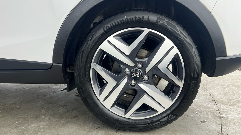 Hyundai Bayon Hatchback Blue #29