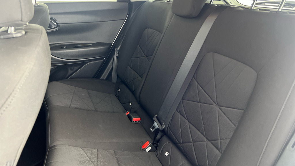 Hyundai Bayon Hatchback Blue #25