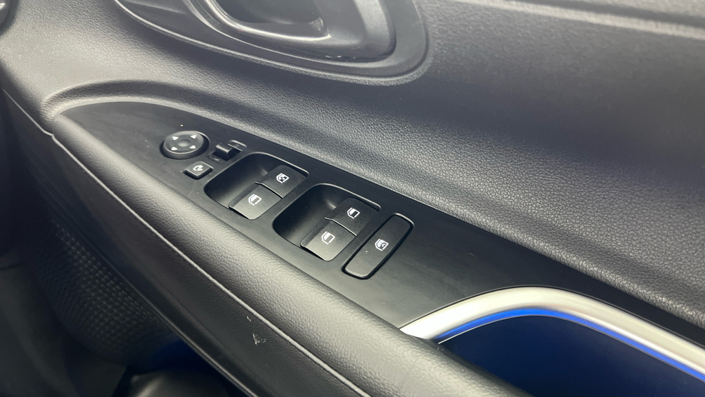 Hyundai Bayon Hatchback Blue #15