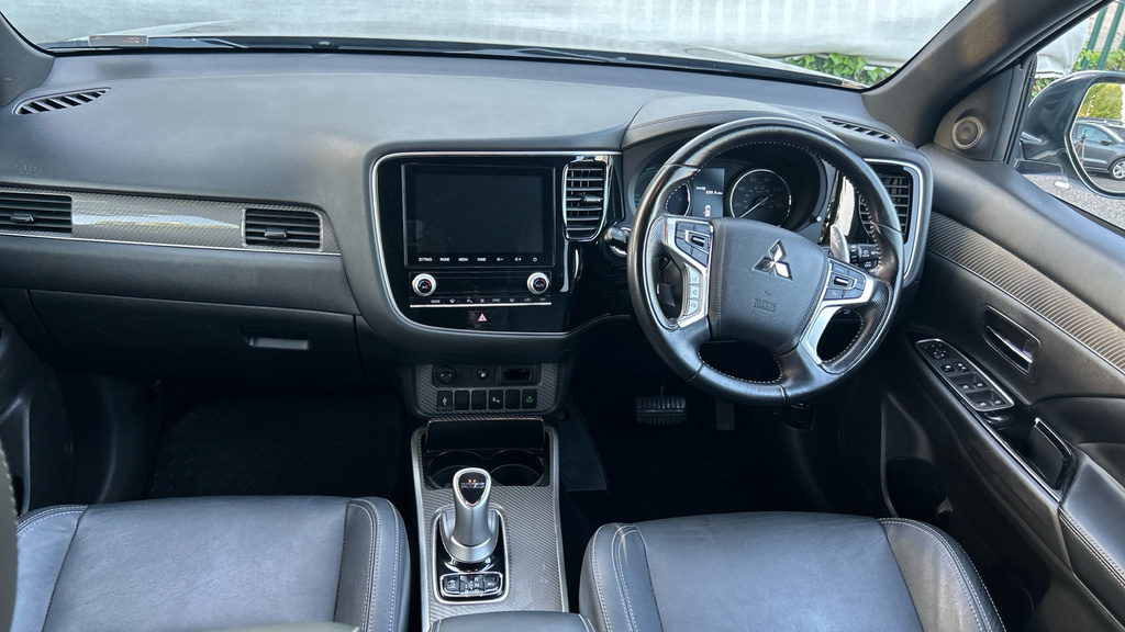 Mitsubishi Outlander Exceed #11