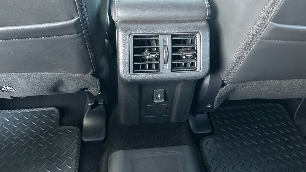 Mitsubishi Outlander Exceed #41
