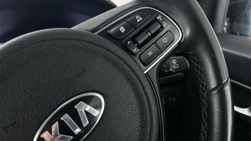 Kia Niro Niro 2 S-a White #16