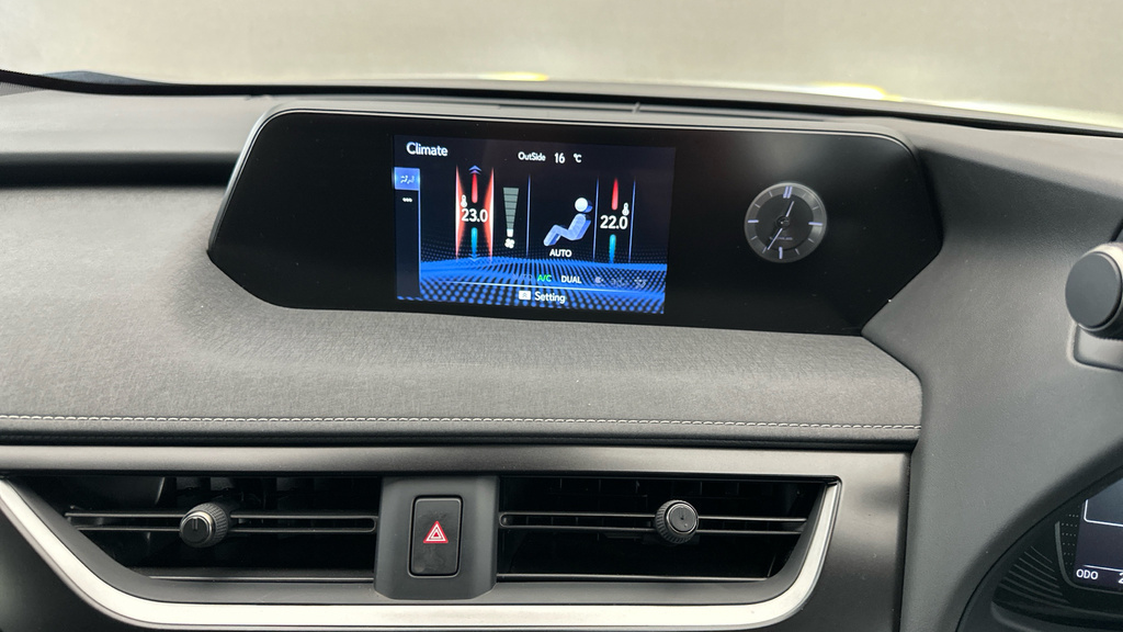 Lexus UX 250H Black #21