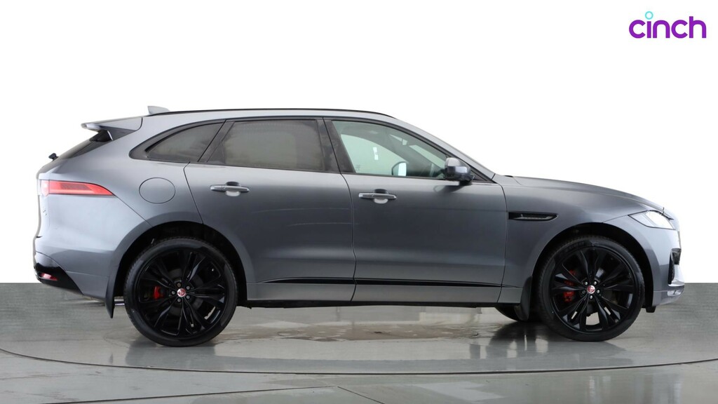 Jaguar F-Pace 2.0 D180 Portfolio 2017 Red #2