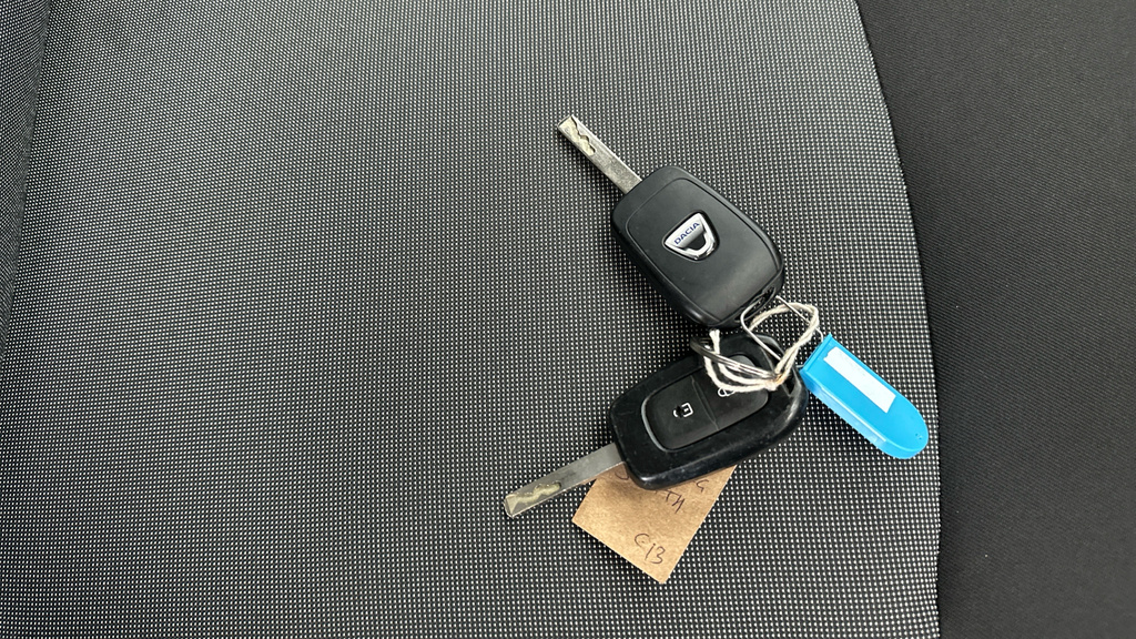 Dacia Duster 1.5 Blue Dci Comfort White #26