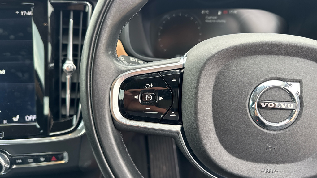 Volvo S90 D4 R-design Pro Grey #30