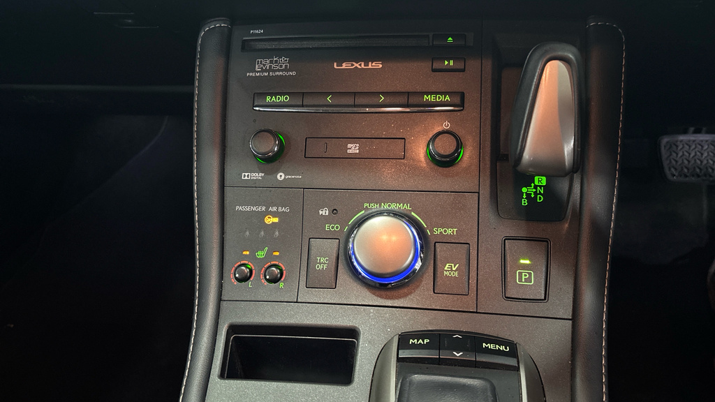 Lexus CT 200H 1.8 Premier #43