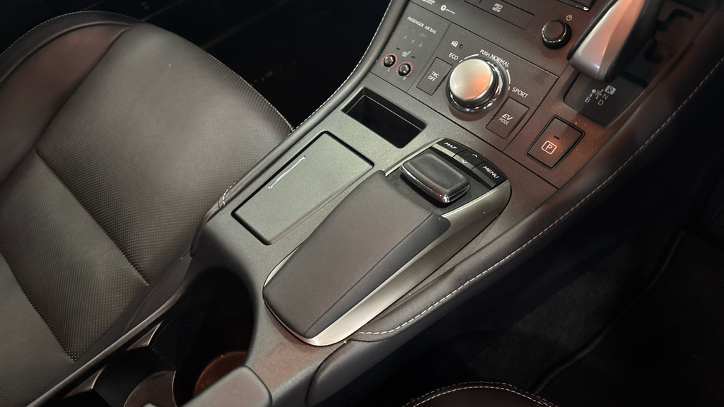 Lexus CT 200H 1.8 Premier #26
