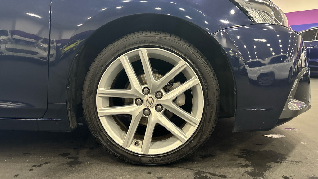 Lexus CT 200H 1.8 Premier #19