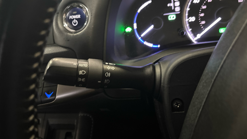 Lexus CT 200H 1.8 Premier #24