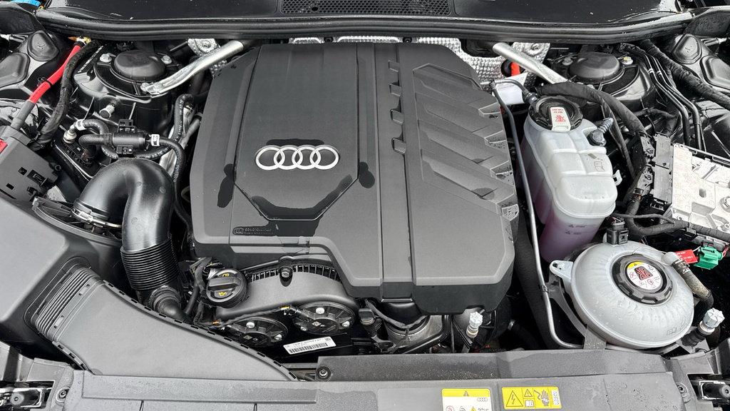 Audi A6 Avant Petrol Blue #30